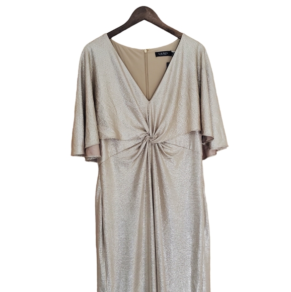 RALPH LAUREN | Gold Champagne Foil Print Jersey Cape Gown (Size 14) - Picture 5 of 15